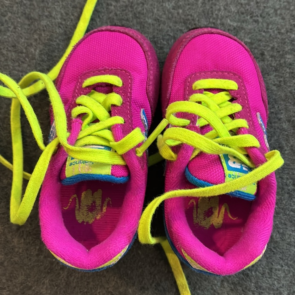 Baby New Balance Sneakers Size 5 - Picture 2 of 6